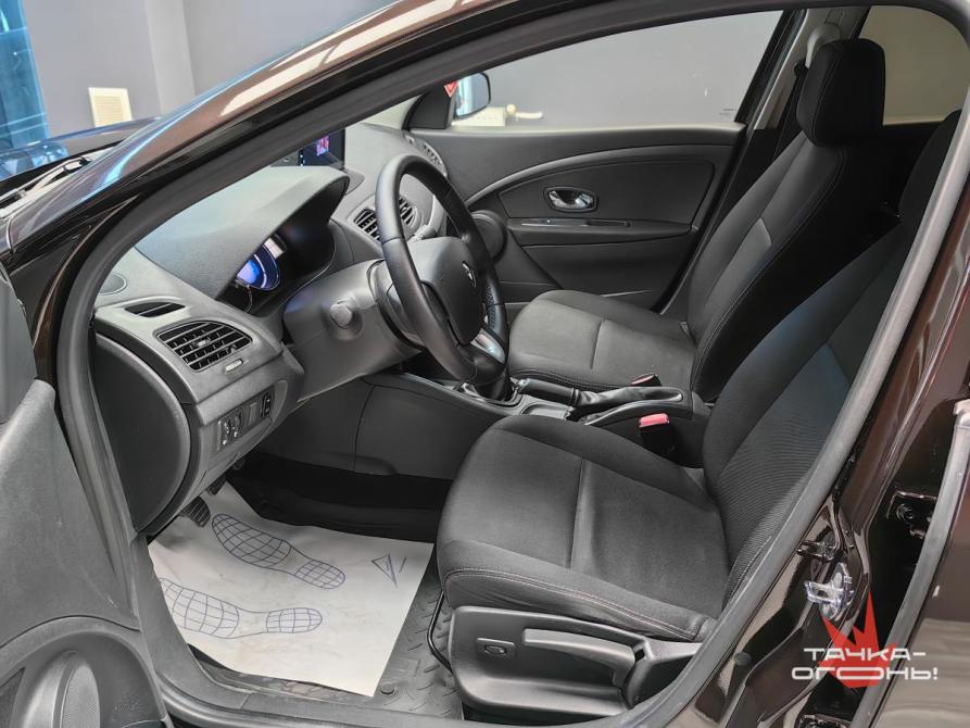 Renault Fluence I Рестайлинг Пермь  - изображение 11