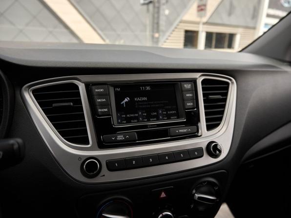 Hyundai Solaris II Рестайлинг с пробегом 2021 года, цена 1 794 000 рублей, 44838 км, седан, Автокод Объявления