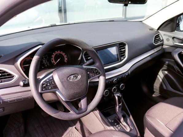 Lada (ВАЗ) Vesta I Рестайлинг (NG) с пробегом 2024 года, цена 1 249 000 рублей, 28090 км, седан, Автокод Объявления