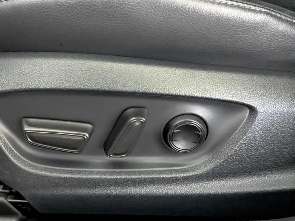Toyota Camry VIII (XV70) Рестайлинг с пробегом 2021 года, цена 3 195 000 рублей, 47174 км, седан, Автокод Объявления