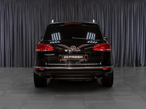 Volkswagen Touareg II Рестайлинг с пробегом 2015 года, цена 2 647 000 рублей, 186594 км, внедорожник, Автокод Объявления