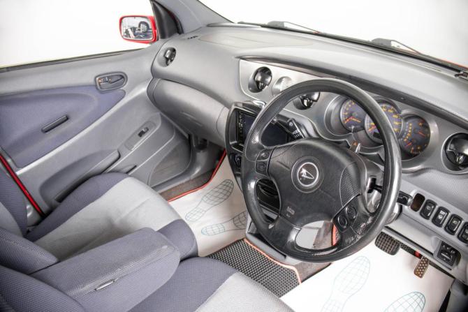 Daihatsu YRV I с пробегом 2000 года, цена 429 000 рублей, 295265 км, компактвэн, Автокод Объявления