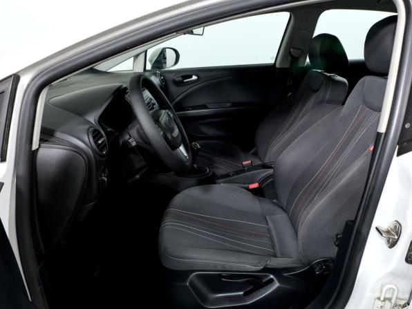 SEAT Leon II Рестайлинг с пробегом 2012 года, цена 648 000 рублей, 159303 км, хэтчбек, Автокод Объявления