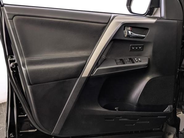 Toyota RAV4 IV (XA40) Рестайлинг с пробегом 2019 года, цена 2 740 000 рублей, 41285 км, внедорожник, Автокод Объявления