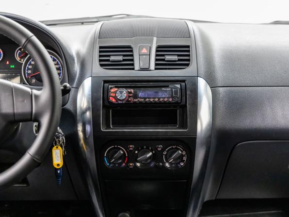 Suzuki SX4 I (Classic) Рестайлинг с пробегом 2010 года, цена 778 000 рублей, 215669 км, седан, Автокод Объявления