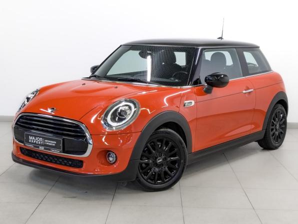 Mini Hatch III (F55/F56) Рестайлинг с пробегом 2021 года, цена 2 640 000 рублей, 11637 км, хэтчбек, Автокод Объявления