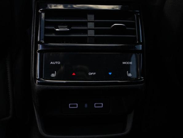 Geely Monjaro I с пробегом 2024 года, цена 3 700 000 рублей, 15080 км, внедорожник, Автокод Объявления