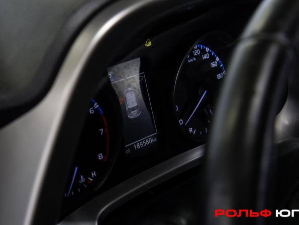 Toyota RAV4 IV (XA40) Рестайлинг с пробегом 2018 года, цена 2 368 000 рублей, 189578 км, внедорожник, Автокод Объявления