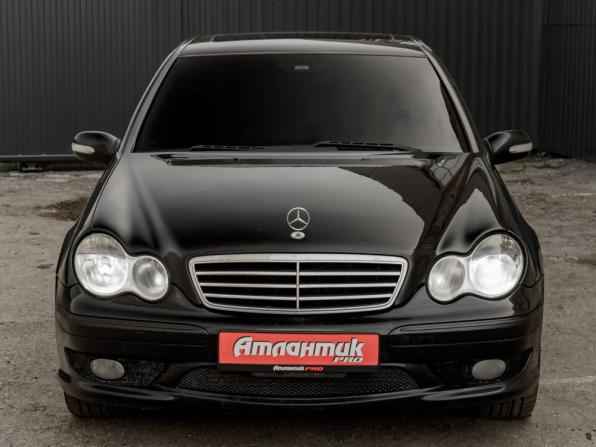 Mercedes-Benz C-Класс II (W203) Рестайлинг с пробегом 2005 года, цена 740 000 рублей, 327354 км, седан, Автокод Объявления