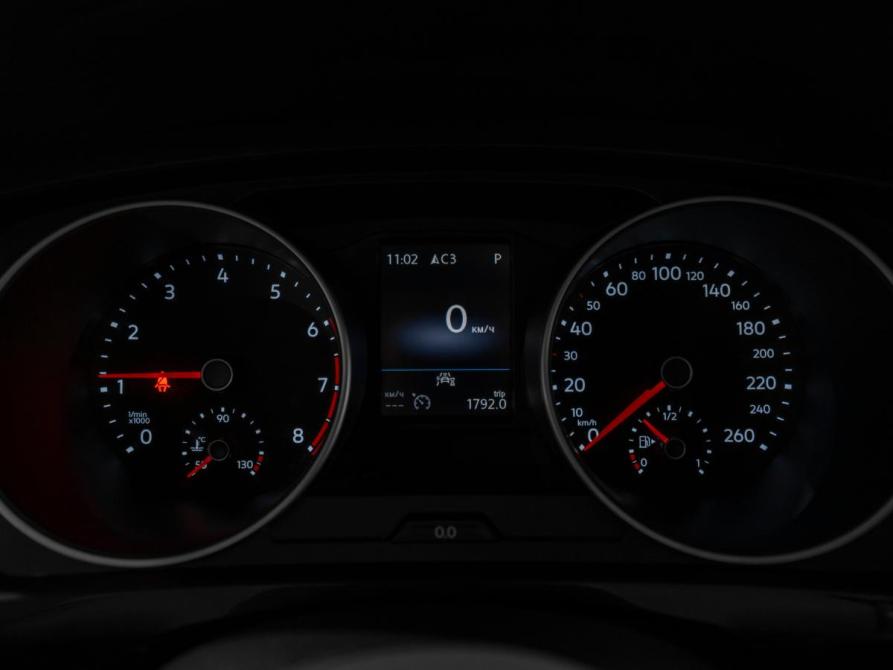 Volkswagen Tiguan II Рестайлинг Москва  - изображение 11