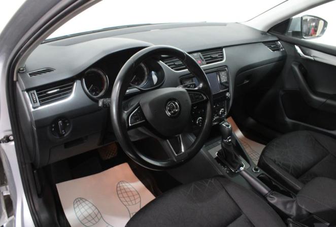 Skoda Octavia III (A7) Рестайлинг с пробегом 2019 года, цена 1 715 000 рублей, 119259 км, универсал, Автокод Объявления