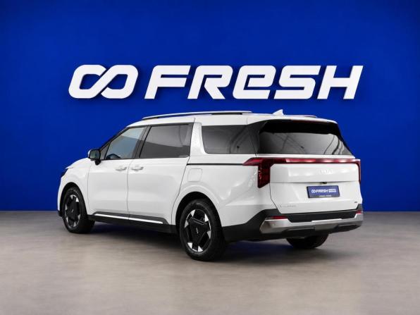 Kia Carnival IV Рестайлинг с пробегом 2024 года, цена 5 124 444 рубля, 59420 км, минивэн, Автокод Объявления