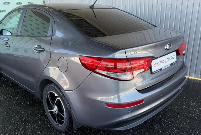 Kia Rio III Рестайлинг с пробегом 2016 года, цена 1 040 000 рублей, 103551 км, седан, Автокод Объявления