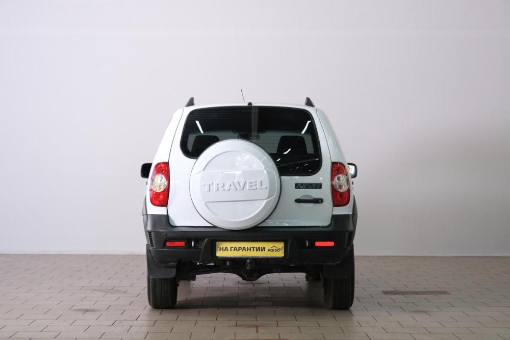 Chevrolet Niva I Рестайлинг Омск  - изображение 6
