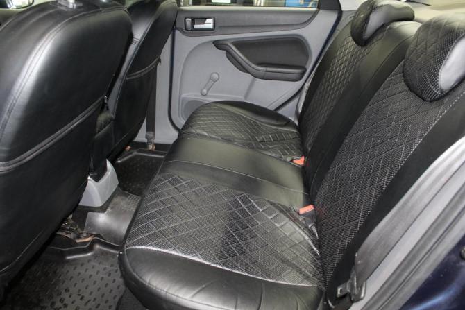Ford Focus II Рестайлинг с пробегом 2010 года, цена 550 000 рублей, 325932 км, седан, Автокод Объявления