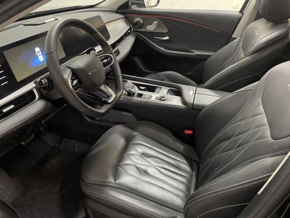 Chery Arrizo 8 с пробегом 2023 года, цена 2 120 000 рублей, 39398 км, седан, Автокод Объявления