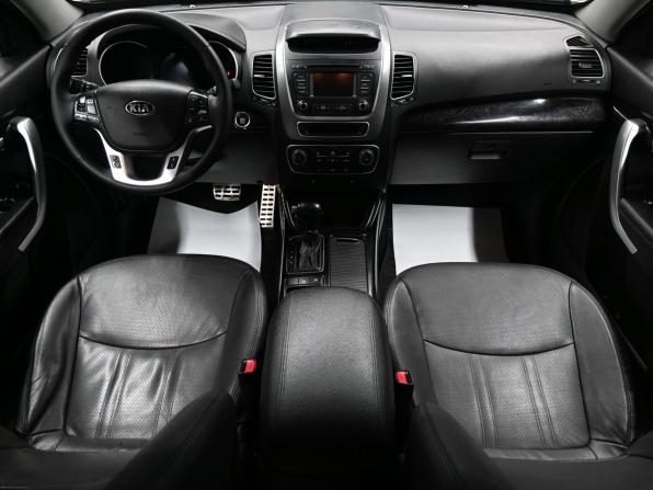 Kia Sorento II Рестайлинг с пробегом 2014 года, цена 1 795 000 рублей, 240250 км, внедорожник, Автокод Объявления