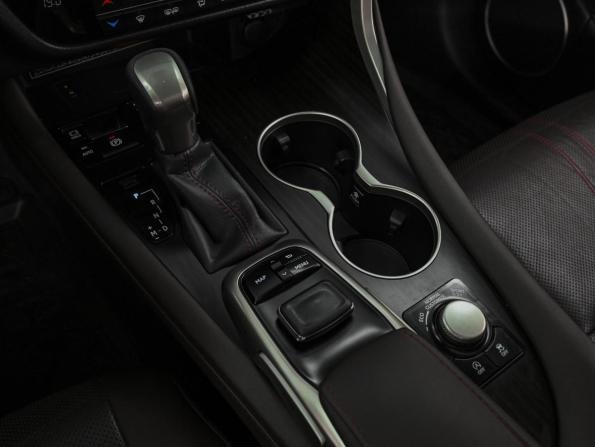 Lexus RX IV с пробегом 2017 года, цена 4 680 000 рублей, 92441 км, внедорожник, Автокод Объявления