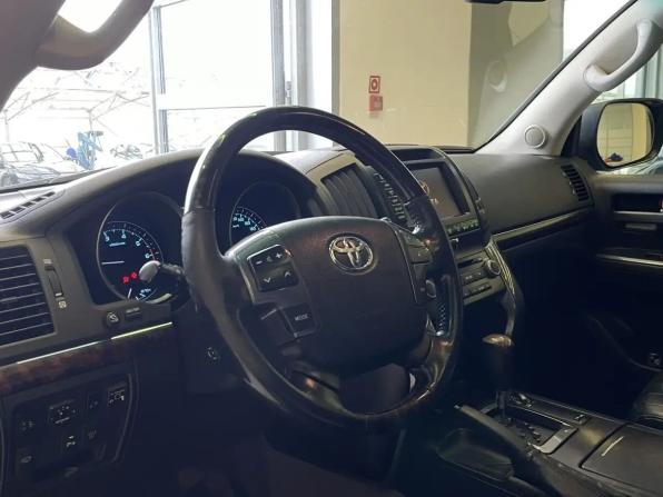 Toyota Land Cruiser 200 Series с пробегом 2011 года, цена 3 200 000 рублей, 353351 км, внедорожник, Автокод Объявления