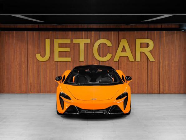 McLaren Artura с пробегом 2023 года, цена 24 900 000 рублей, 2490 км, купе, Автокод Объявления