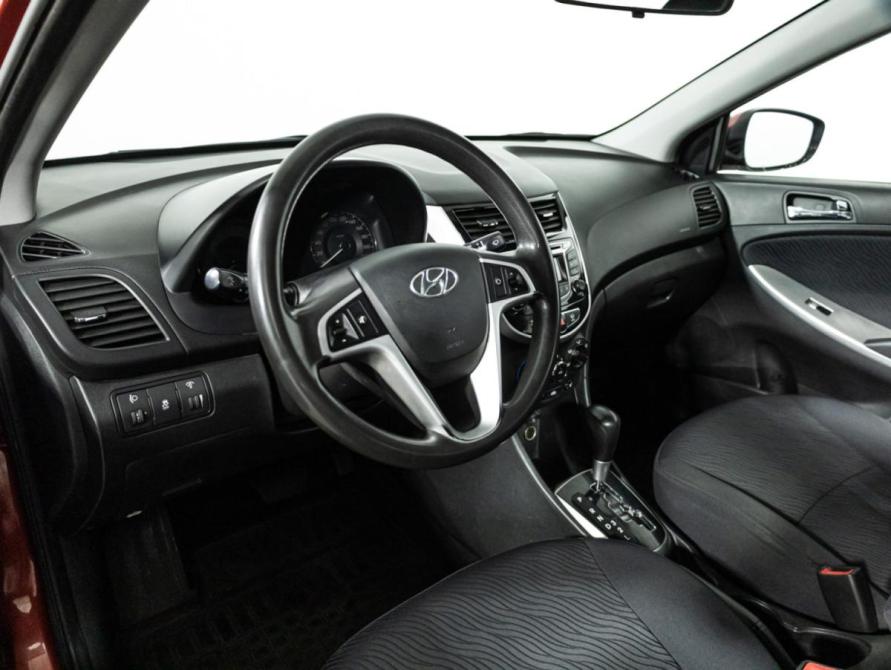 Hyundai Solaris I Санкт-Петербург  - изображение 11