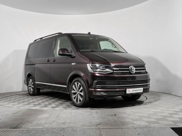 Volkswagen Multivan T6 с пробегом 2017 года, цена 3 480 000 рублей, 209487 км, минивэн, Автокод Объявления