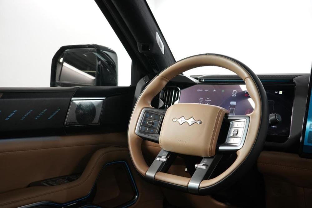 BYD FangChengBao Leopard 8 Москва  - изображение 15