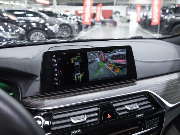 BMW 5 серии VII (G30/G31/G38) с пробегом 2018 года, цена 4 360 465 рублей, 114087 км, седан, Автокод Объявления