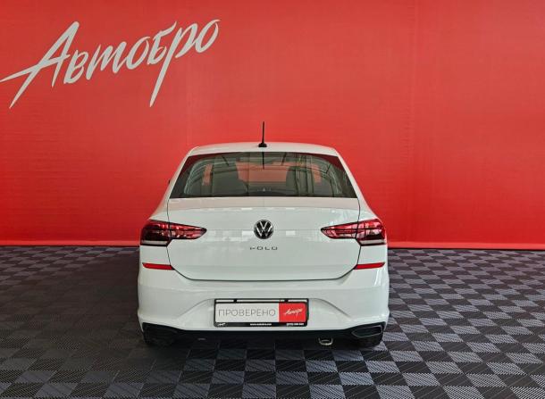 Volkswagen Polo VI с пробегом 2021 года, цена 1 585 000 рублей, 80961 км, лифтбек, Автокод Объявления