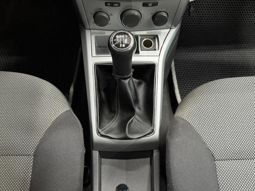 Opel Astra J Рестайлинг Магнитогорск  - изображение 12