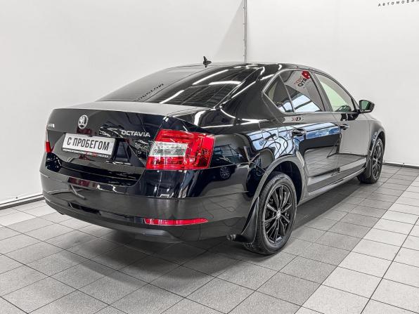 Skoda Octavia III (A7) Рестайлинг с пробегом 2019 года, цена 1 489 000 рублей, 121011 км, лифтбек, Автокод Объявления