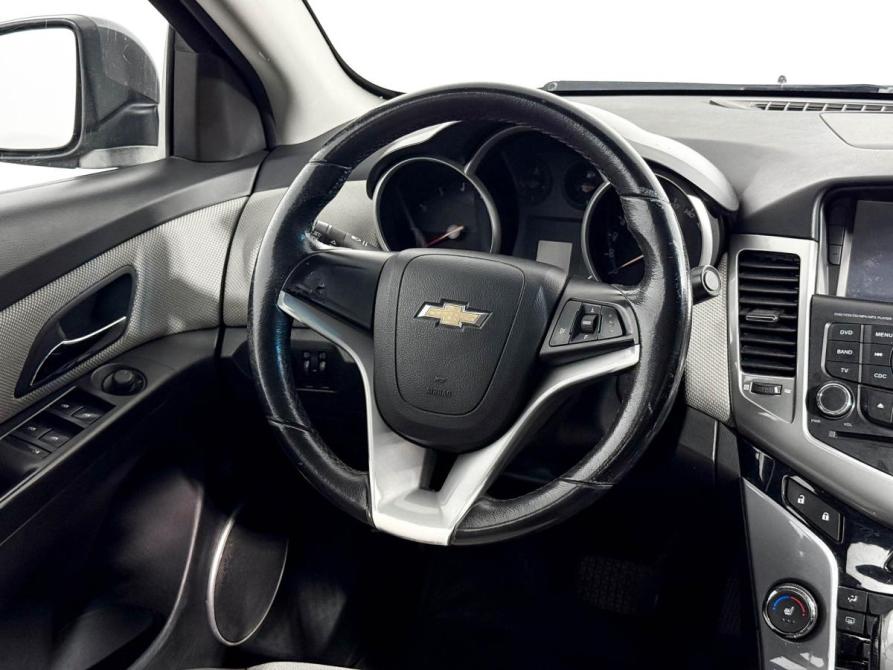 Chevrolet Cruze I Санкт-Петербург  - изображение 16