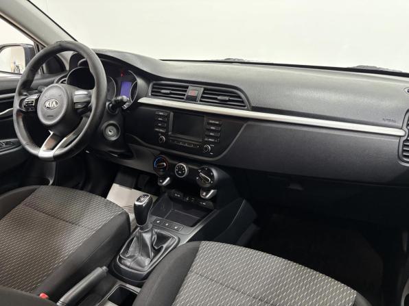 Kia Rio IV с пробегом 2018 года, цена 1 380 000 рублей, 162484 км, хэтчбек, Автокод Объявления