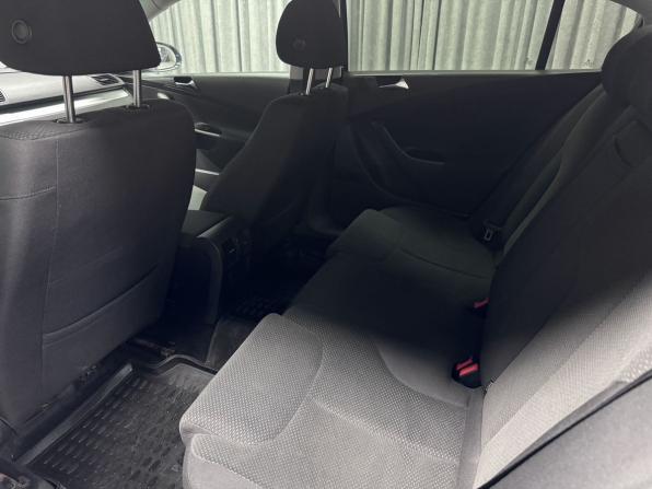 Volkswagen Passat B6 с пробегом 2008 года, цена 890 000 рублей, 291696 км, седан, Автокод Объявления