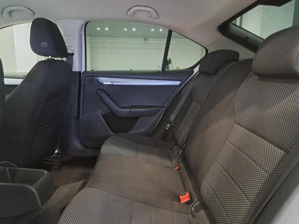 Skoda Octavia III (A7) с пробегом 2015 года, цена 1 218 000 рублей, 204748 км, лифтбек, Автокод Объявления