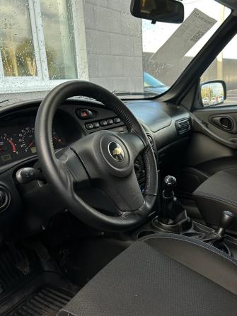 Chevrolet Niva I Рестайлинг с пробегом 2017 года, цена 640 000 рублей, 174416 км, внедорожник, Автокод Объявления