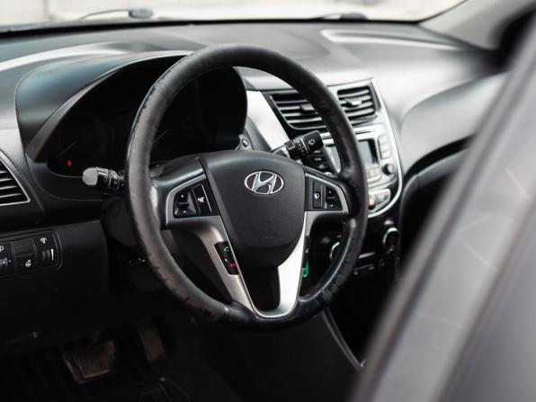 Hyundai Solaris I Рестайлинг с пробегом 2014 года, цена 910 000 рублей, 198104 км, седан, Автокод Объявления