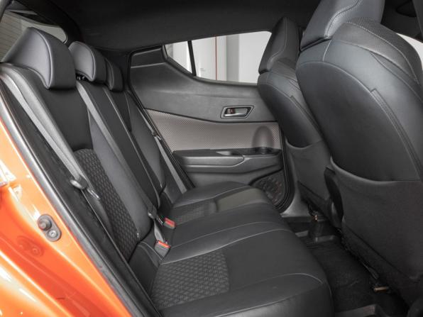 Toyota C-HR I с пробегом 2019 года, цена 2 519 621 рубль, 57344 км, внедорожник, Автокод Объявления