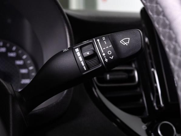Hyundai Solaris II Рестайлинг с пробегом 2022 года, цена 1 930 000 рублей, 58275 км, седан, Автокод Объявления