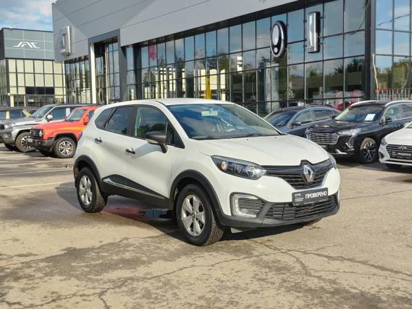 Renault Kaptur I с пробегом 2018 года, цена 1 334 000 рублей, 123453 км, внедорожник, Автокод Объявления