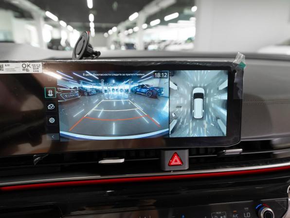 Kia Carnival IV Рестайлинг с пробегом 2025 года, цена 5 600 000 рублей, 9950 км, минивэн, Автокод Объявления