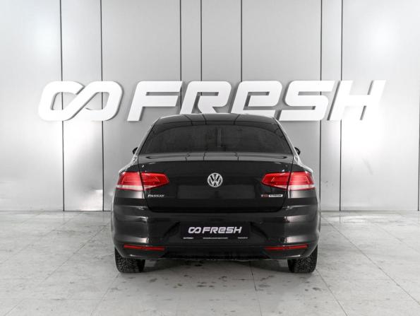 Volkswagen Passat B8 с пробегом 2016 года, цена 1 589 000 рублей, 183860 км, седан, Автокод Объявления