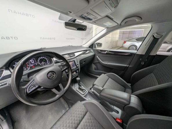 Skoda Rapid I Рестайлинг с пробегом 2017 года, цена 1 249 000 рублей, 140770 км, лифтбек, Автокод Объявления