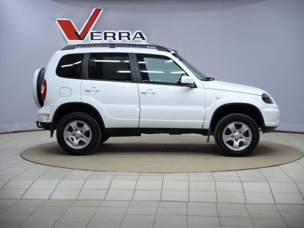 Chevrolet Niva I Рестайлинг с пробегом 2019 года, цена 790 000 рублей, 101310 км, внедорожник, Автокод Объявления
