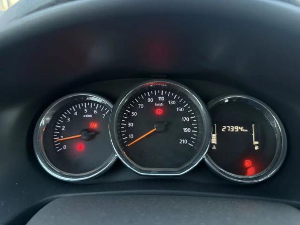 Renault Logan II Рестайлинг с пробегом 2021 года, цена 945 000 рублей, 27393 км, седан, Автокод Объявления