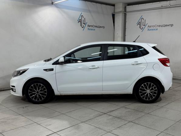 Kia Rio III Рестайлинг с пробегом 2016 года, цена 1 199 800 рублей, 77000 км, хэтчбек, Автокод Объявления