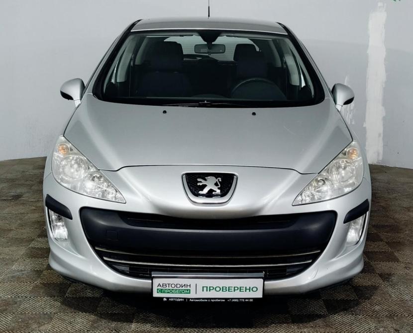 Peugeot 308 I Москва  - изображение 2