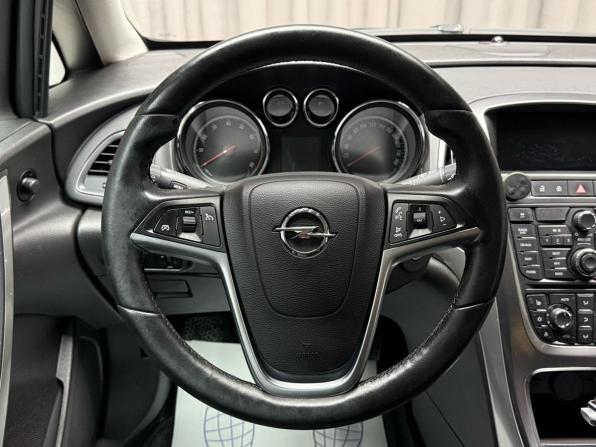 Opel Astra J с пробегом 2012 года, цена 889 000 рублей, 139461 км, универсал, Автокод Объявления