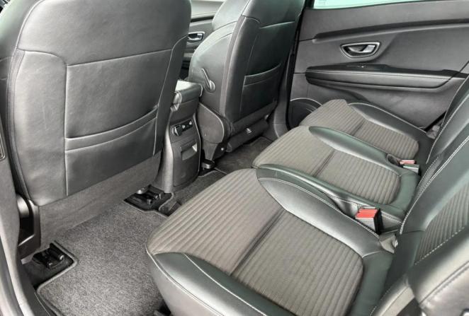 Renault Scenic IV с пробегом 2019 года, цена 1 950 000 рублей, 81087 км, компактвэн, Автокод Объявления