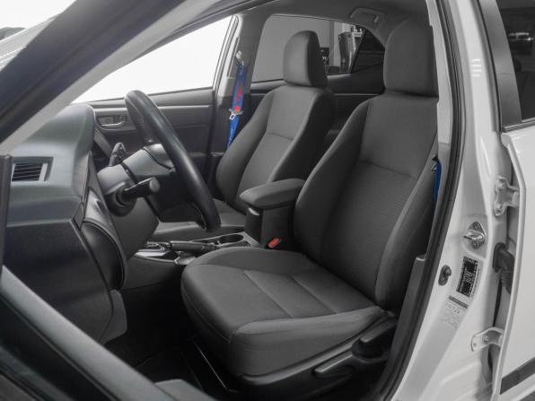 Toyota Corolla XI (E160 E170 E180) Рестайлинг 1 с пробегом 2017 года, цена 1 589 000 рублей, 129142 км, седан, Автокод Объявления